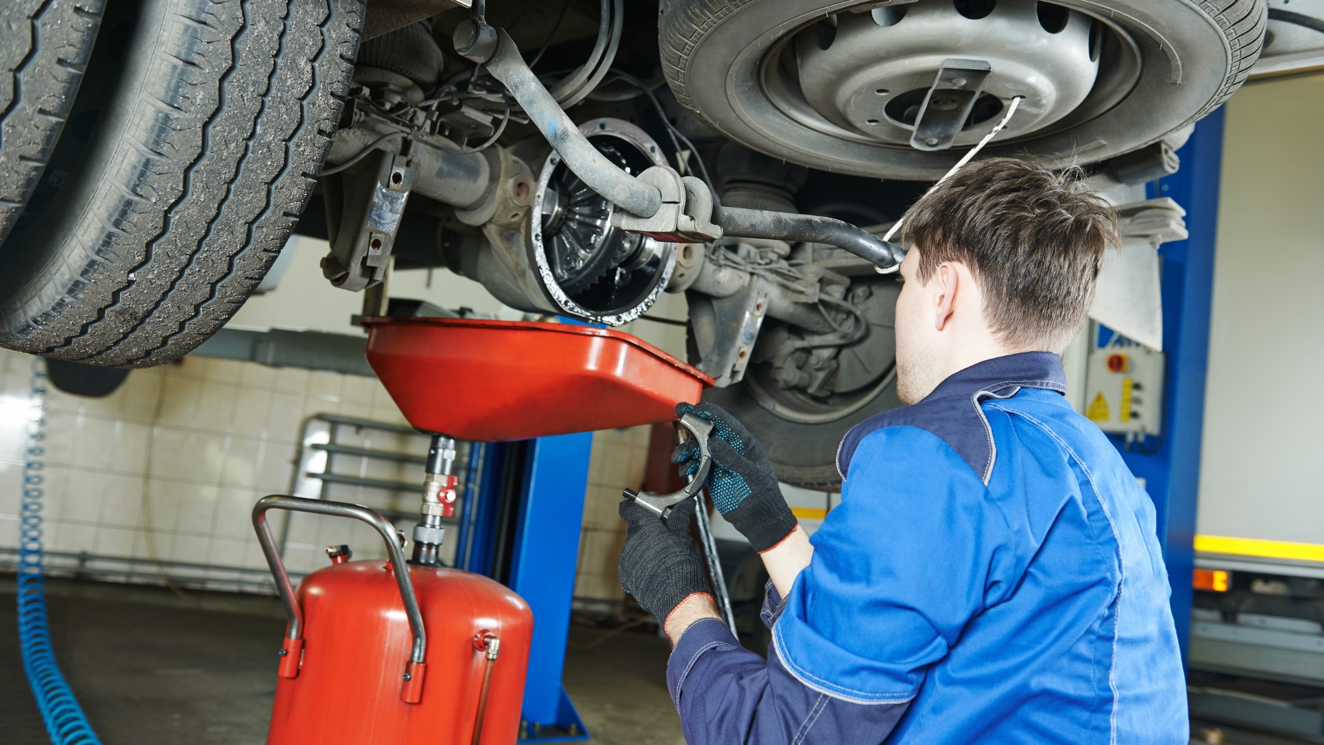 Online Auto Mechanic Trade Schools - featured image